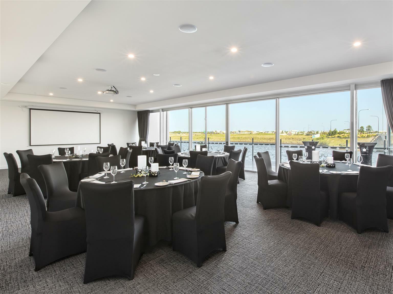 Mercure Sunshine Coast Кавана-Вотерс Екстер'єр фото
